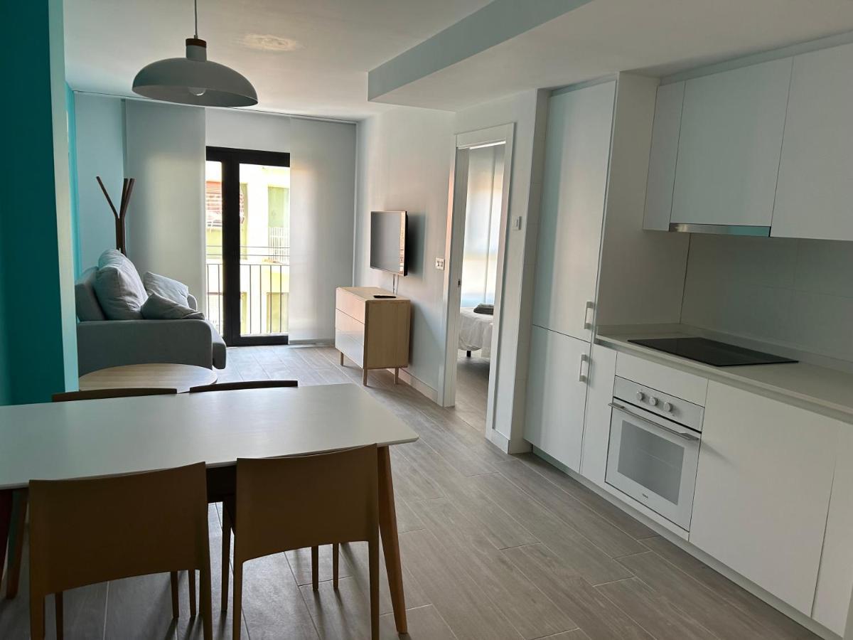 Apartamentos Breton 17 Double Deluxe อาลิกันเต ภายนอก รูปภาพ